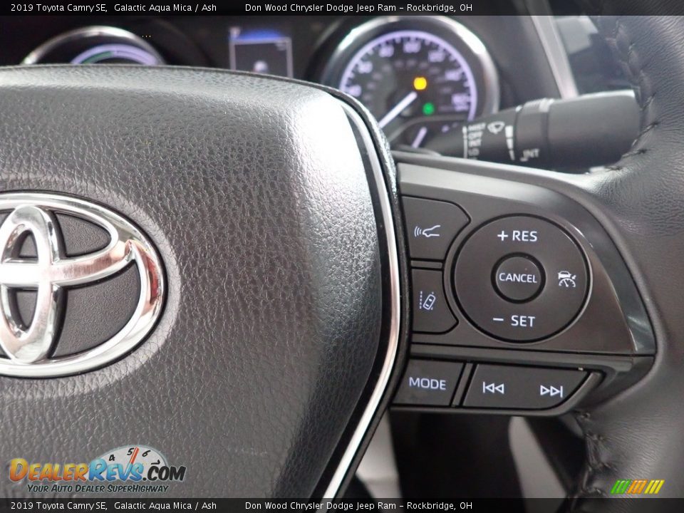 2019 Toyota Camry SE Galactic Aqua Mica / Ash Photo #18