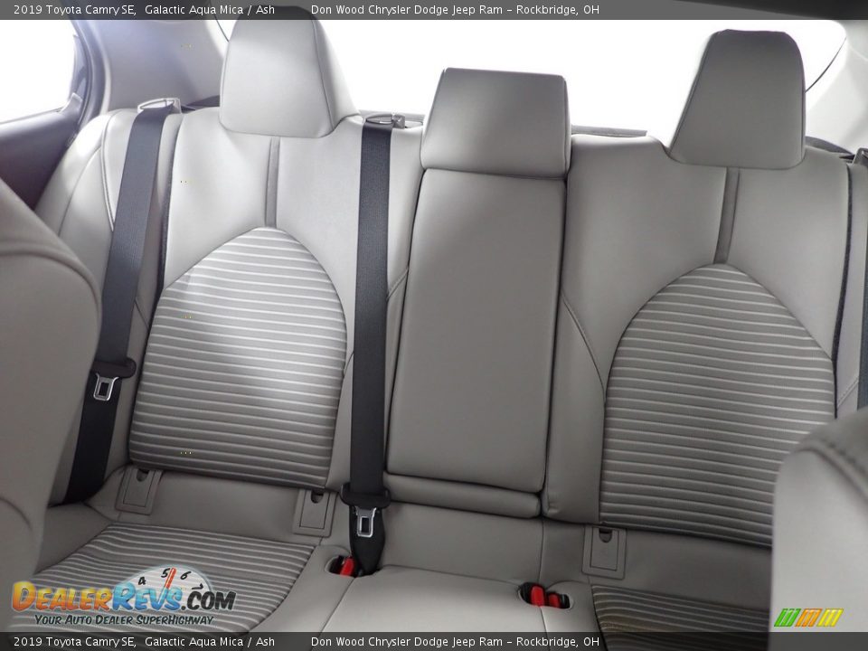 2019 Toyota Camry SE Galactic Aqua Mica / Ash Photo #21