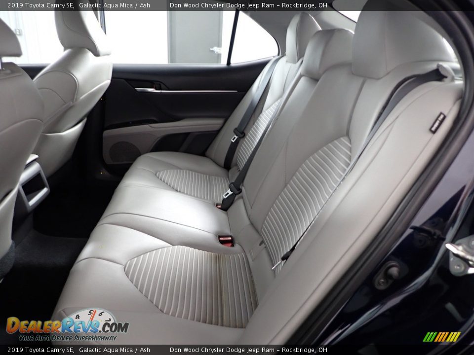 2019 Toyota Camry SE Galactic Aqua Mica / Ash Photo #23