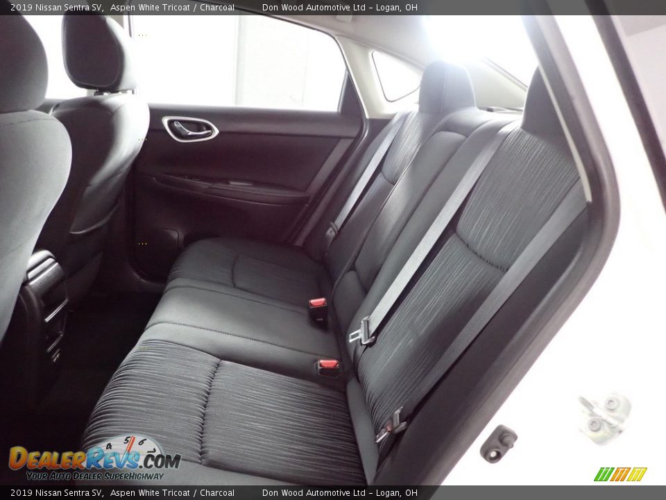 2019 Nissan Sentra SV Aspen White Tricoat / Charcoal Photo #22