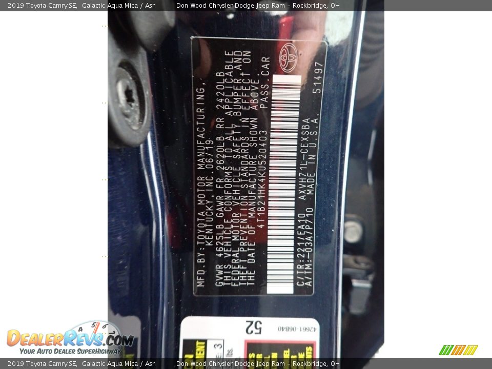 2019 Toyota Camry SE Galactic Aqua Mica / Ash Photo #31