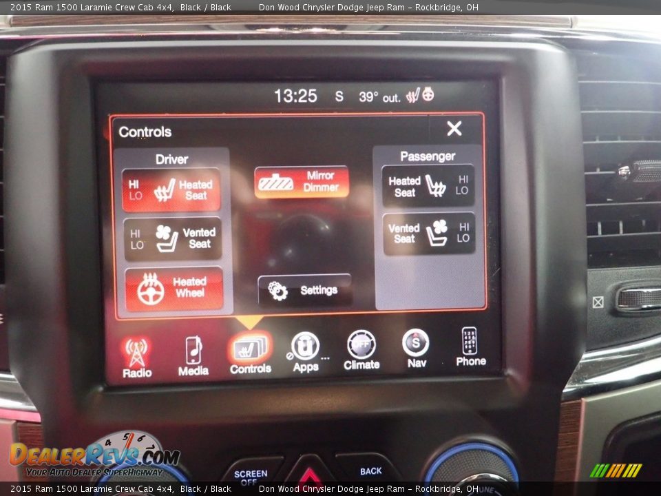 2015 Ram 1500 Laramie Crew Cab 4x4 Black / Black Photo #5