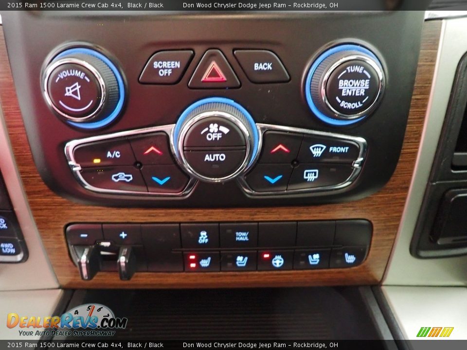 2015 Ram 1500 Laramie Crew Cab 4x4 Black / Black Photo #22