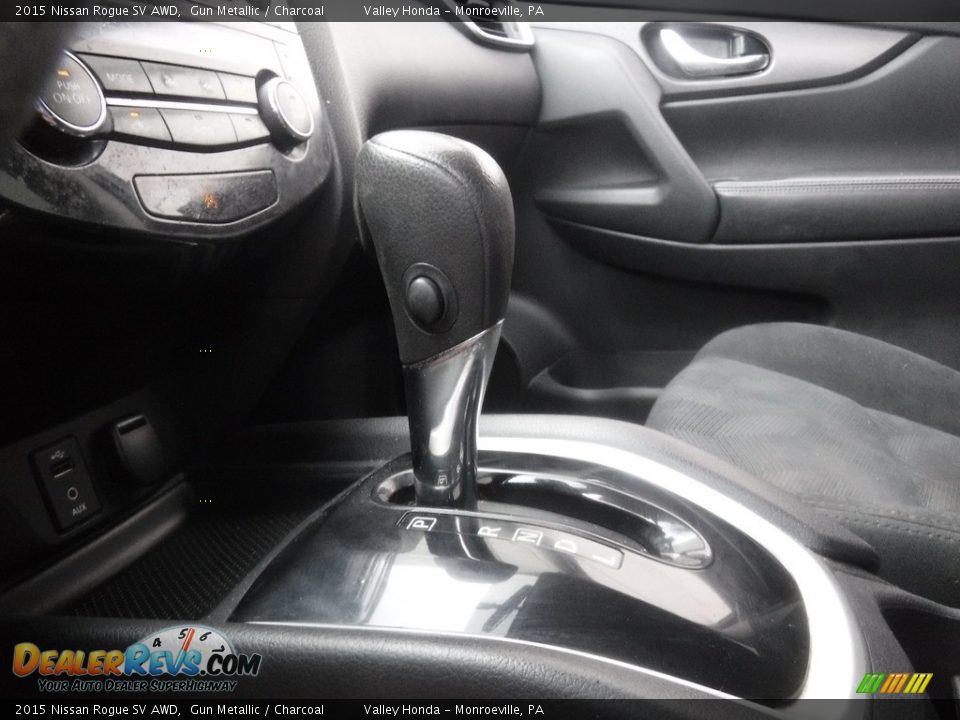 2015 Nissan Rogue SV AWD Shifter Photo #12