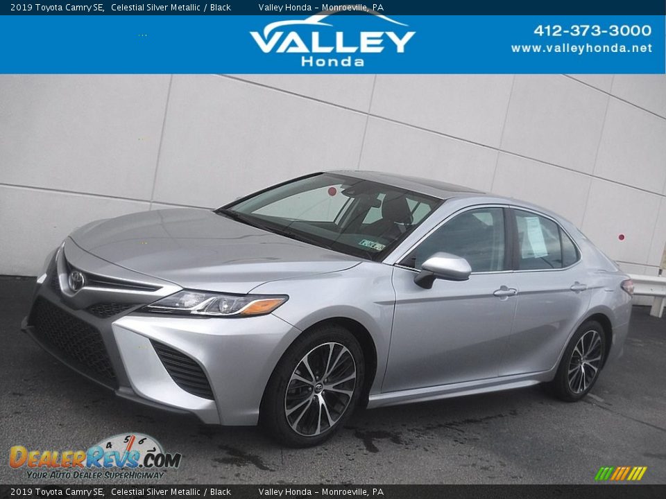 2019 Toyota Camry SE Celestial Silver Metallic / Black Photo #1