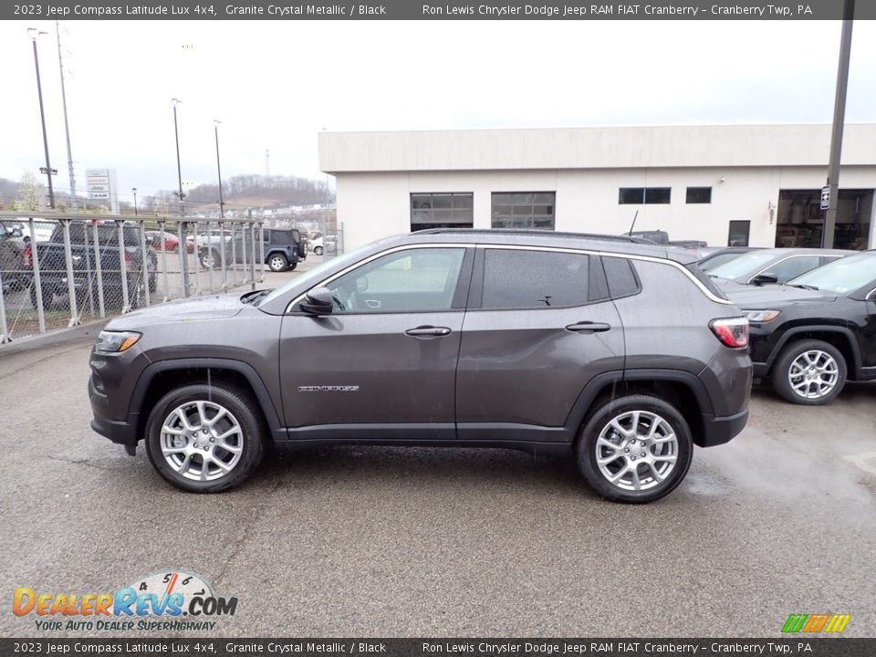 Granite Crystal Metallic 2023 Jeep Compass Latitude Lux 4x4 Photo #2