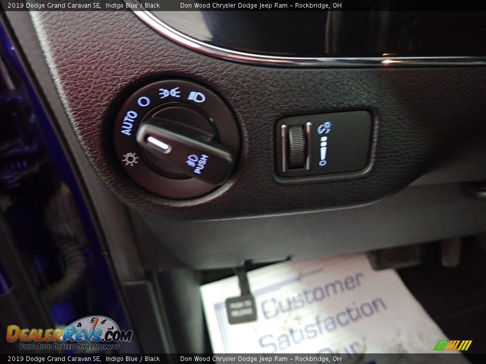 2019 Dodge Grand Caravan SE Indigo Blue / Black Photo #15