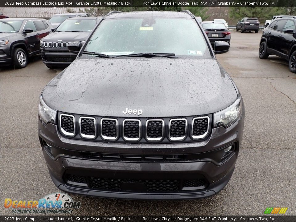 2023 Jeep Compass Latitude Lux 4x4 Granite Crystal Metallic / Black Photo #9