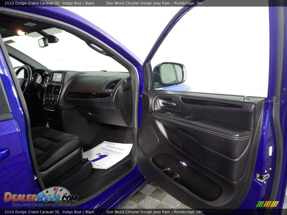 2019 Dodge Grand Caravan SE Indigo Blue / Black Photo #25