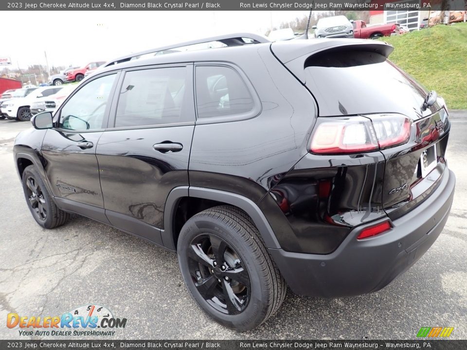 2023 Jeep Cherokee Altitude Lux 4x4 Diamond Black Crystal Pearl / Black Photo #3