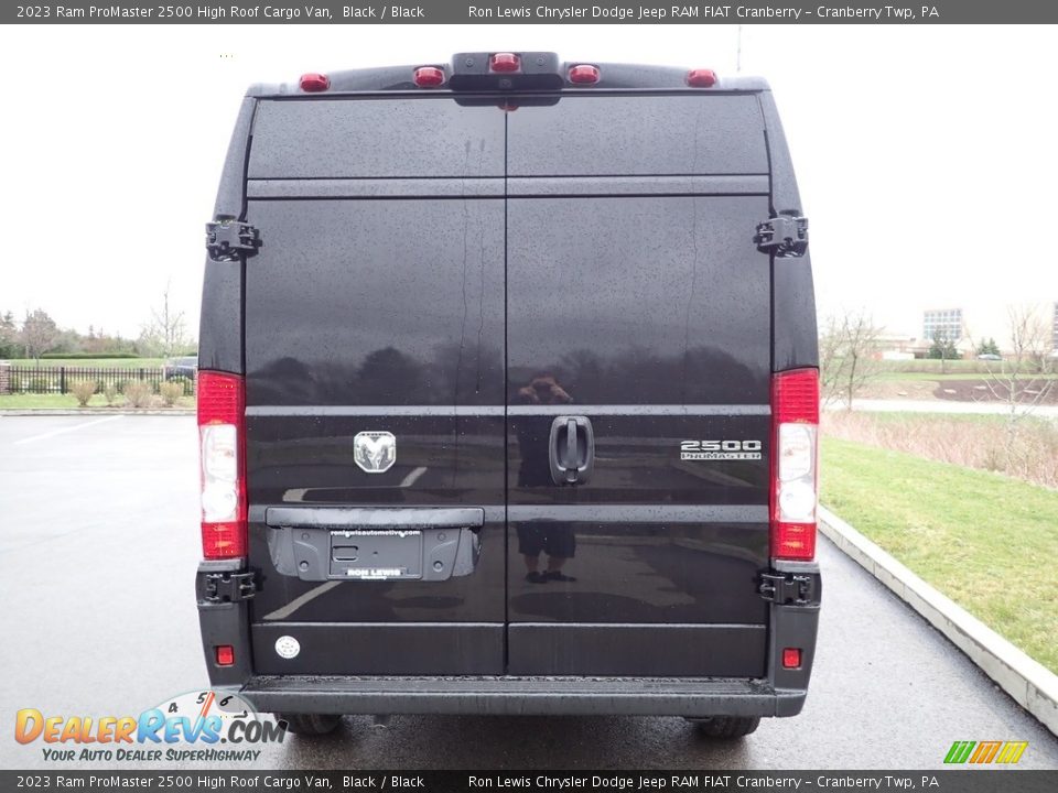 2023 Ram ProMaster 2500 High Roof Cargo Van Black / Black Photo #4