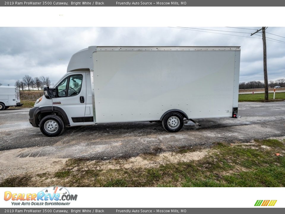 2019 Ram ProMaster 3500 Cutaway Bright White / Black Photo #8