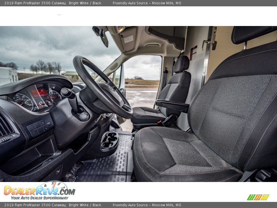 2019 Ram ProMaster 3500 Cutaway Bright White / Black Photo #17