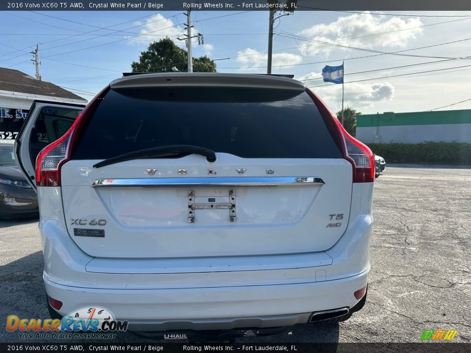 2016 Volvo XC60 T5 AWD Crystal White Pearl / Beige Photo #3