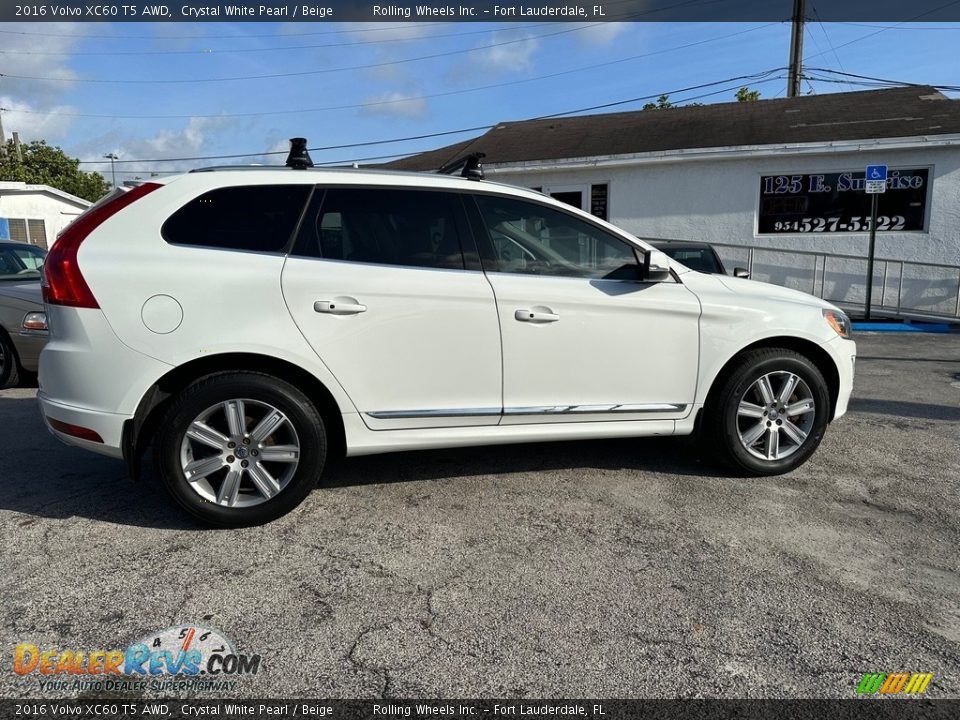 2016 Volvo XC60 T5 AWD Crystal White Pearl / Beige Photo #4