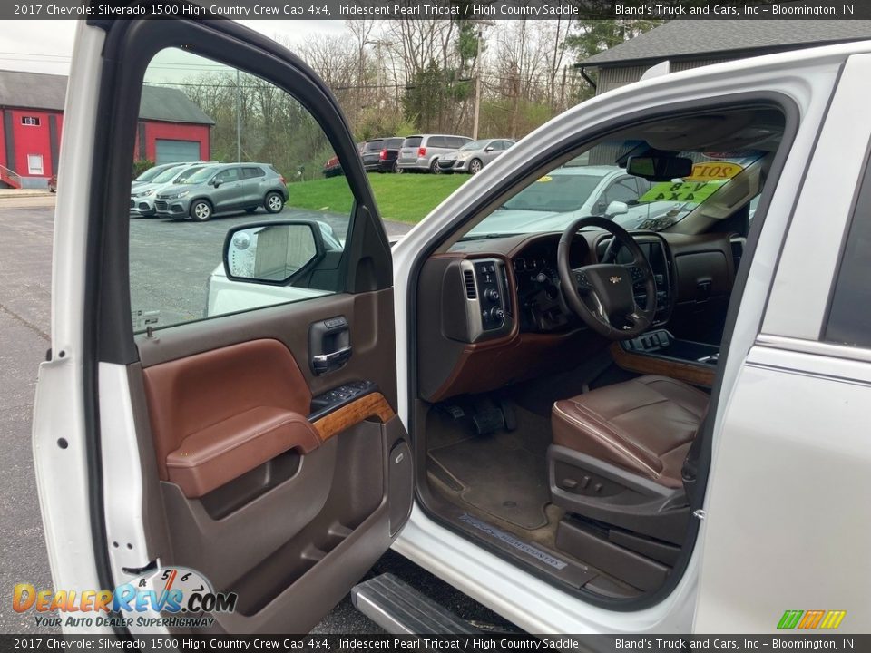 2017 Chevrolet Silverado 1500 High Country Crew Cab 4x4 Iridescent Pearl Tricoat / High Country Saddle Photo #9