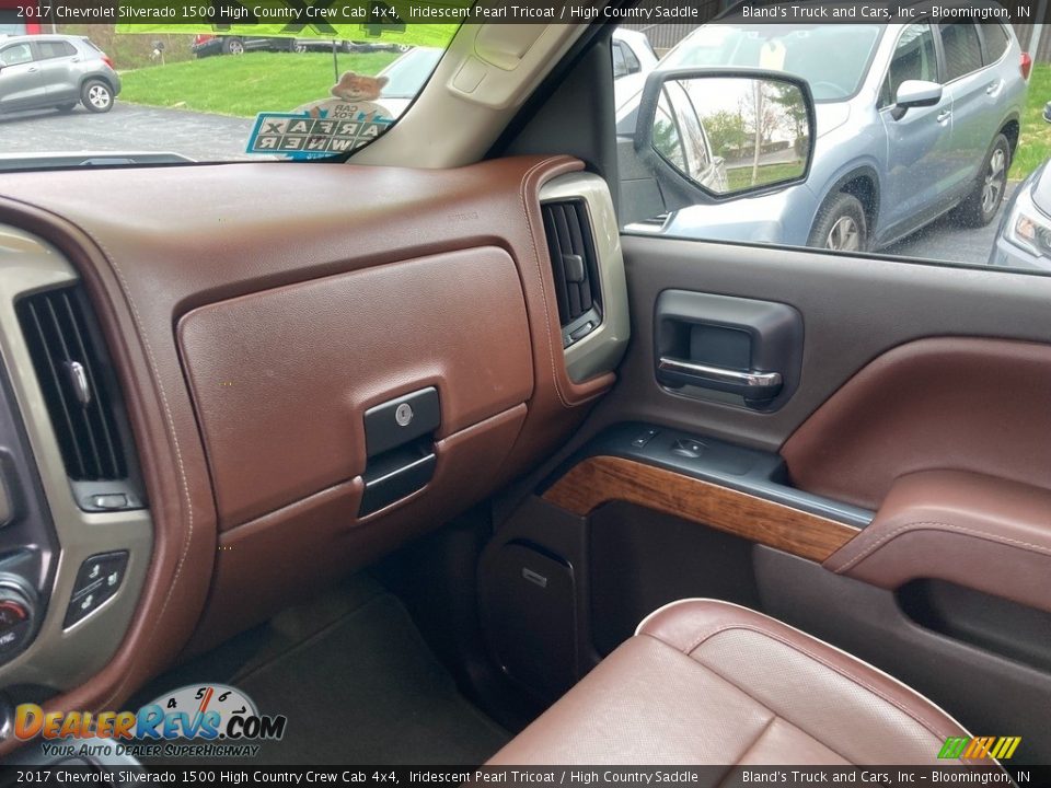 2017 Chevrolet Silverado 1500 High Country Crew Cab 4x4 Iridescent Pearl Tricoat / High Country Saddle Photo #18