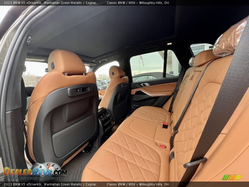 Rear Seat of 2023 BMW X5 xDrive40i Photo #5