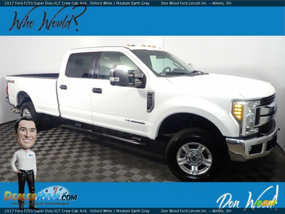 2017 Ford F250 Super Duty XLT Crew Cab 4x4 Oxford White / Medium Earth Gray Photo #1