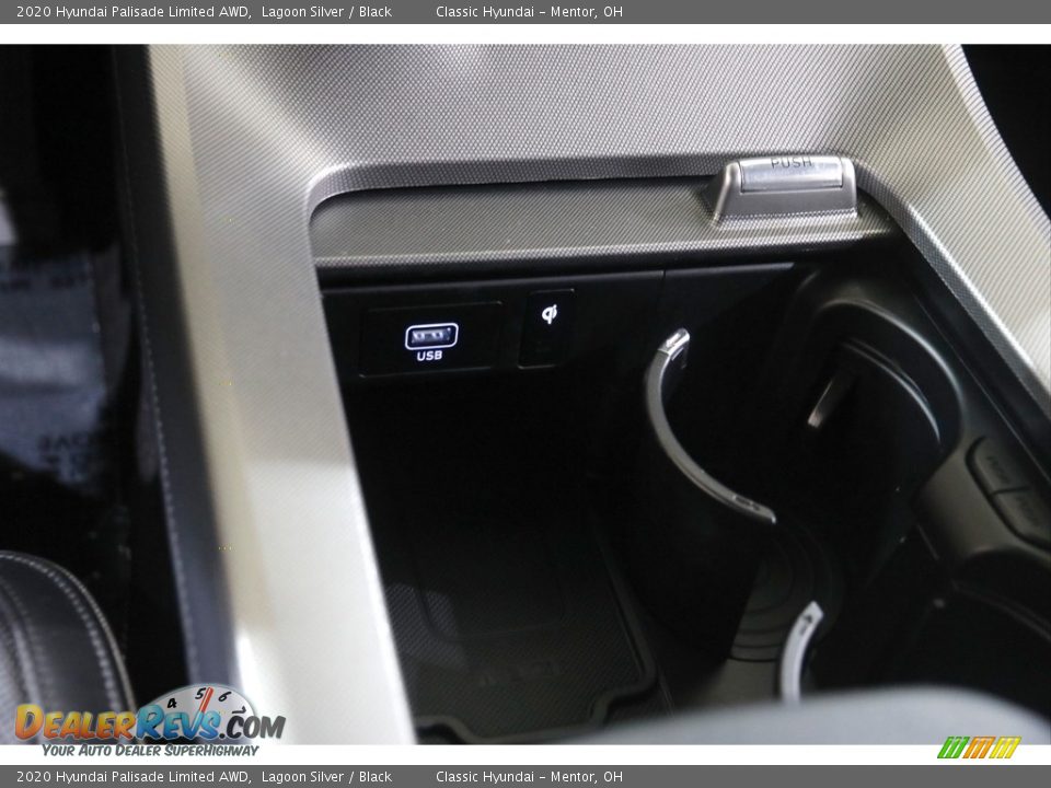 2020 Hyundai Palisade Limited AWD Lagoon Silver / Black Photo #16