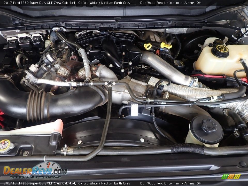2017 Ford F250 Super Duty XLT Crew Cab 4x4 Oxford White / Medium Earth Gray Photo #7