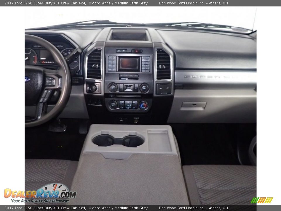 2017 Ford F250 Super Duty XLT Crew Cab 4x4 Oxford White / Medium Earth Gray Photo #21