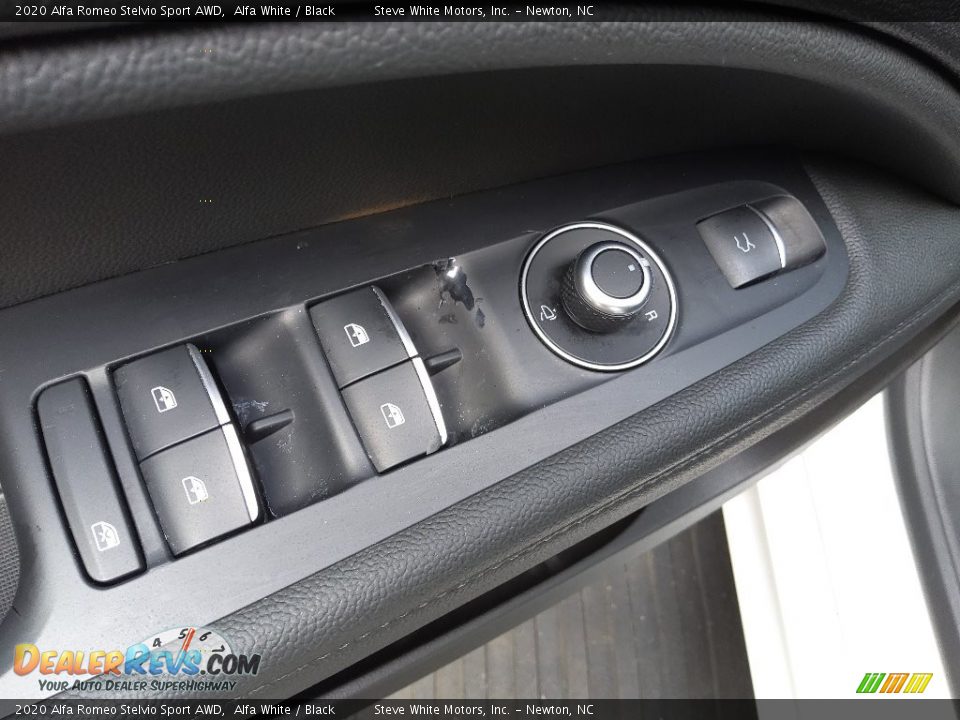 Door Panel of 2020 Alfa Romeo Stelvio Sport AWD Photo #12