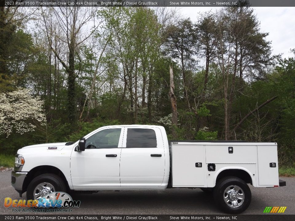 2023 Ram 3500 Tradesman Crew Cab 4x4 Chassis Bright White / Diesel Gray/Black Photo #1