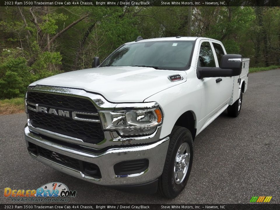 2023 Ram 3500 Tradesman Crew Cab 4x4 Chassis Bright White / Diesel Gray/Black Photo #2