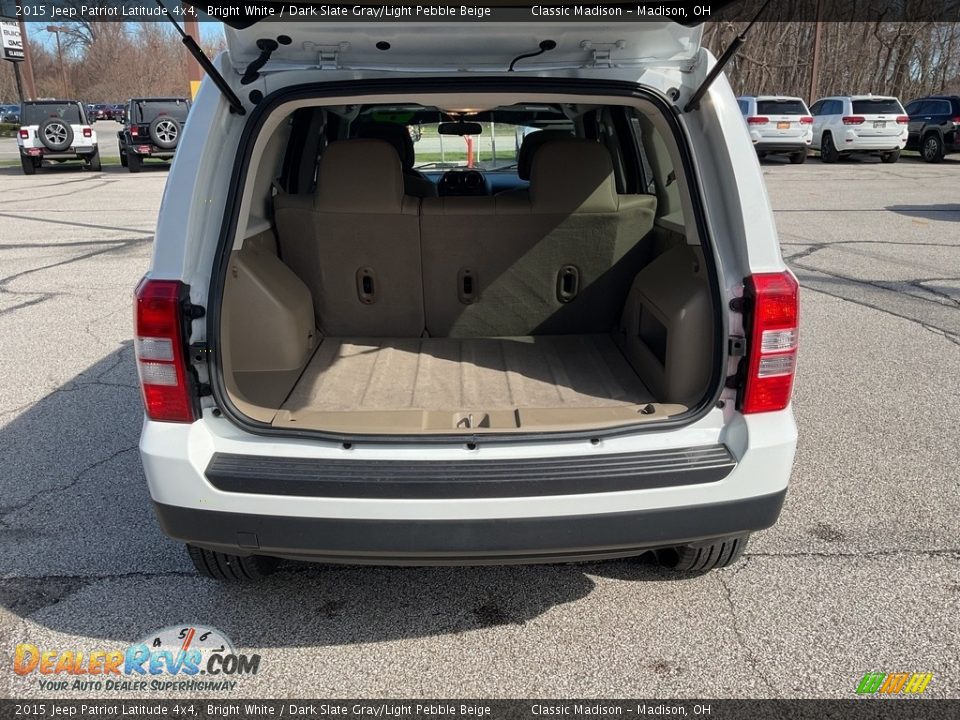 2015 Jeep Patriot Latitude 4x4 Bright White / Dark Slate Gray/Light Pebble Beige Photo #12