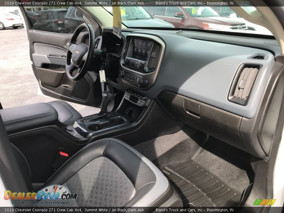 Dashboard of 2019 Chevrolet Colorado Z71 Crew Cab 4x4 Photo #34