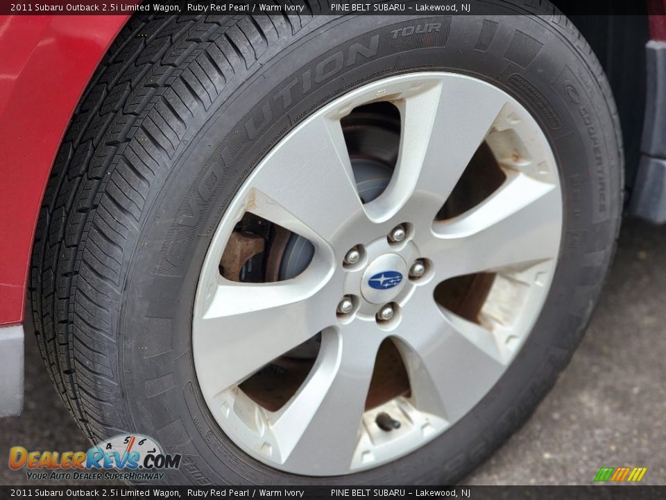 2011 Subaru Outback 2.5i Limited Wagon Ruby Red Pearl / Warm Ivory Photo #7