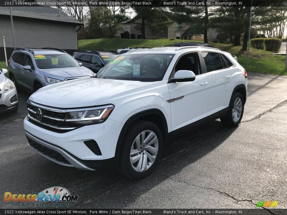 2022 Volkswagen Atlas Cross Sport SE 4Motion Pure White / Dark Beige/Titan Black Photo #2