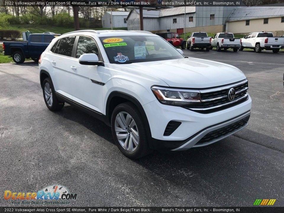 2022 Volkswagen Atlas Cross Sport SE 4Motion Pure White / Dark Beige/Titan Black Photo #4