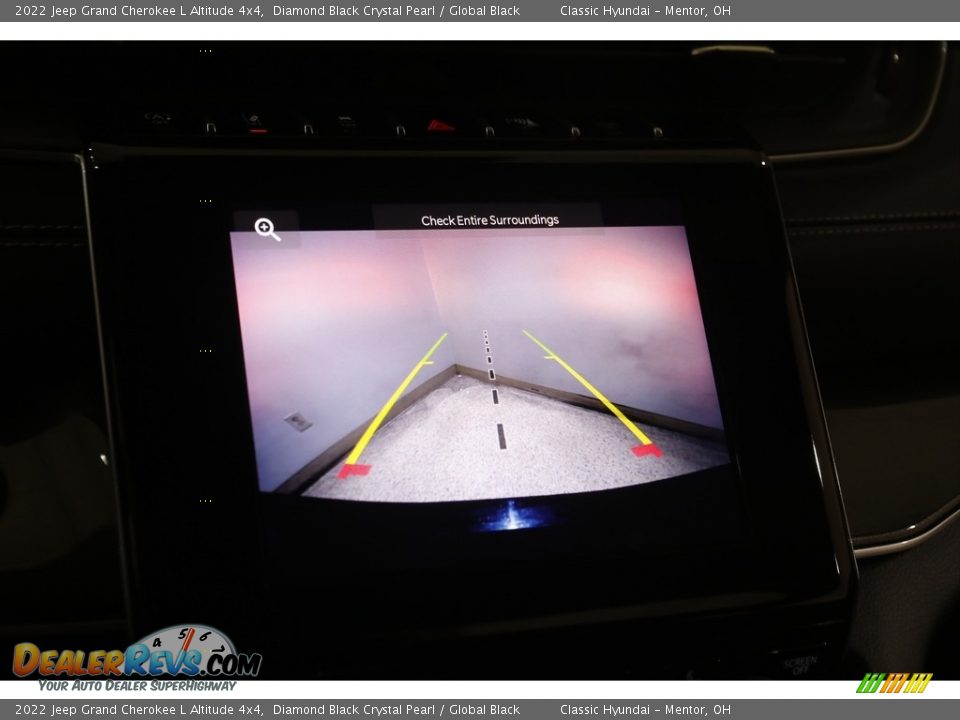 2022 Jeep Grand Cherokee L Altitude 4x4 Diamond Black Crystal Pearl / Global Black Photo #13