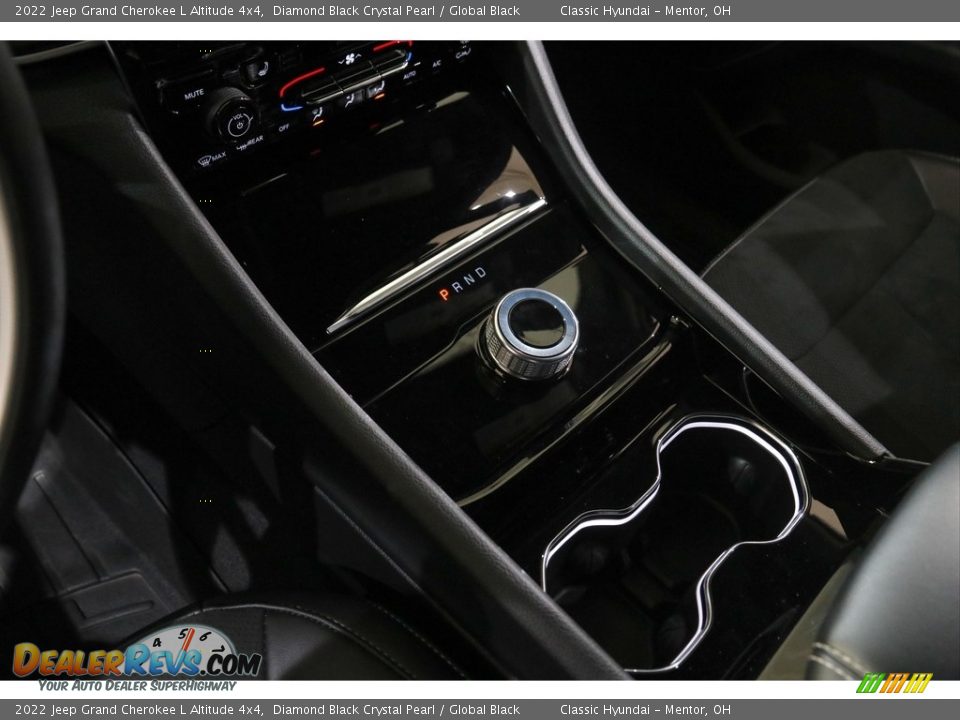 2022 Jeep Grand Cherokee L Altitude 4x4 Diamond Black Crystal Pearl / Global Black Photo #15