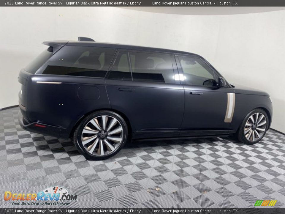 2023 Land Rover Range Rover SV Ligurian Black Ultra Metallic (Matte) / Ebony Photo #11