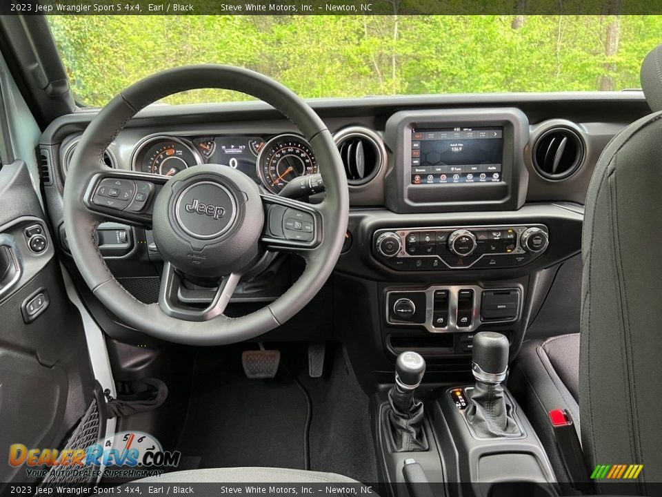 Dashboard of 2023 Jeep Wrangler Sport S 4x4 Photo #15