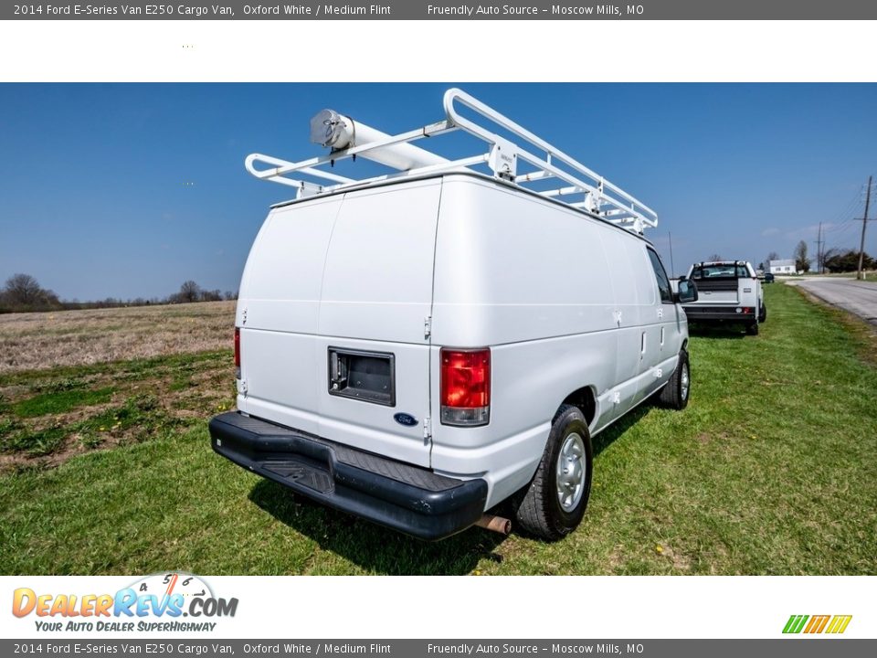 2014 Ford E-Series Van E250 Cargo Van Oxford White / Medium Flint Photo #7