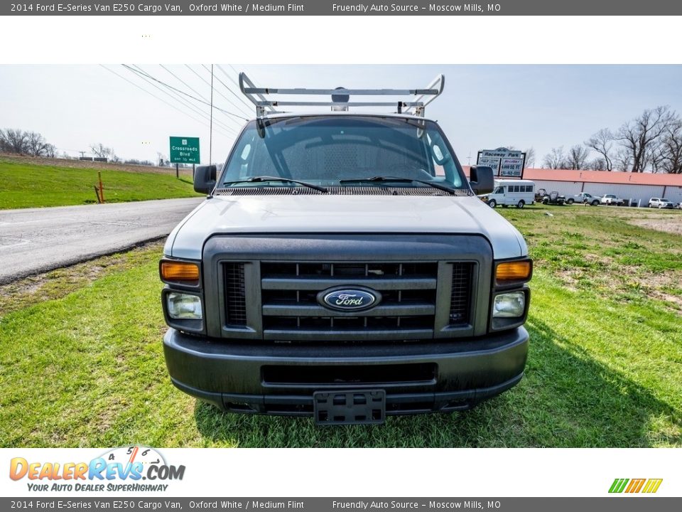 2014 Ford E-Series Van E250 Cargo Van Oxford White / Medium Flint Photo #12