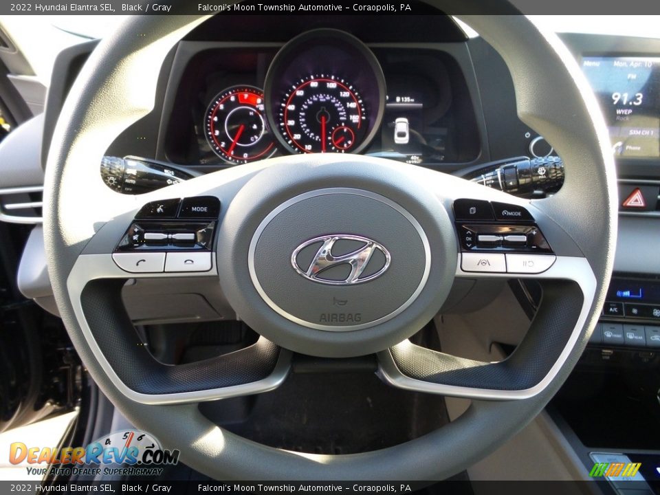 2022 Hyundai Elantra SEL Black / Gray Photo #23