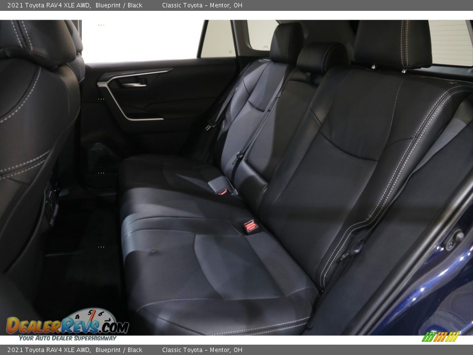 2021 Toyota RAV4 XLE AWD Blueprint / Black Photo #17