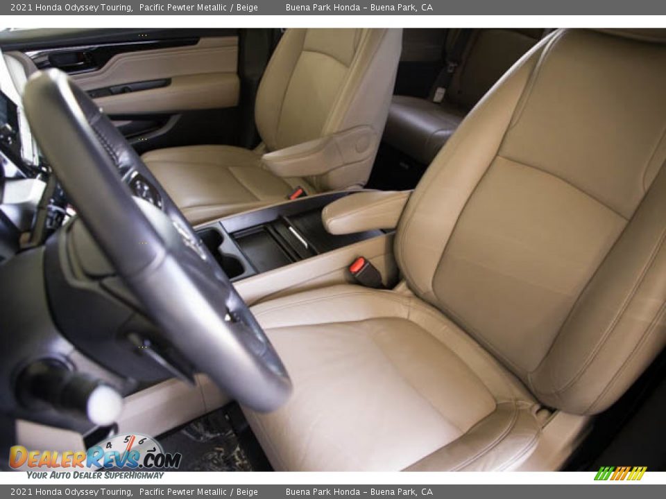 Front Seat of 2021 Honda Odyssey Touring Photo #19