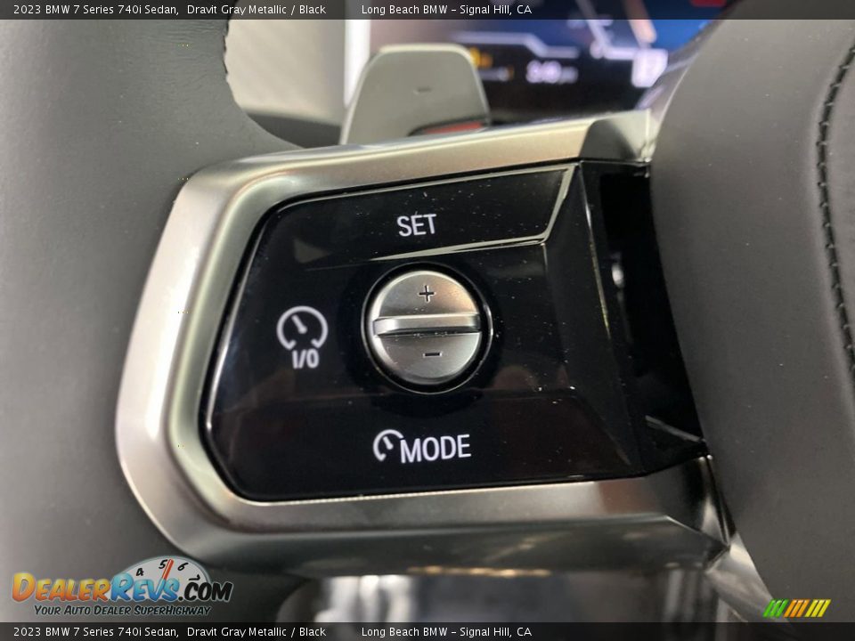 2023 BMW 7 Series 740i Sedan Steering Wheel Photo #15