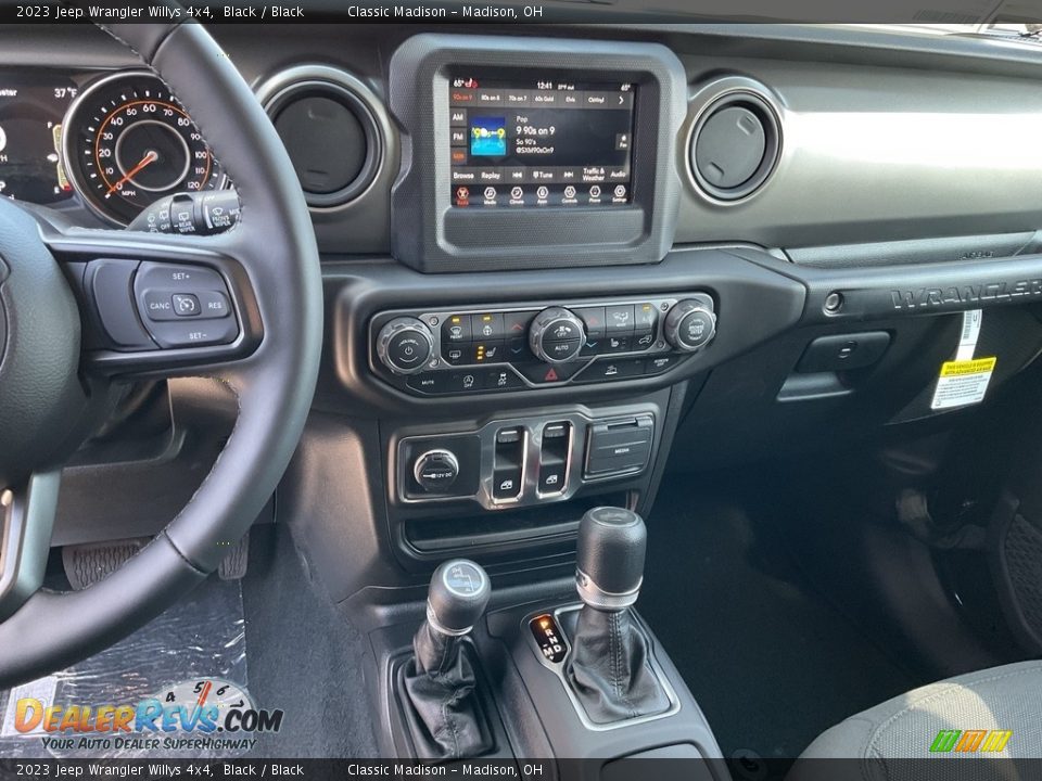 2023 Jeep Wrangler Willys 4x4 Black / Black Photo #5
