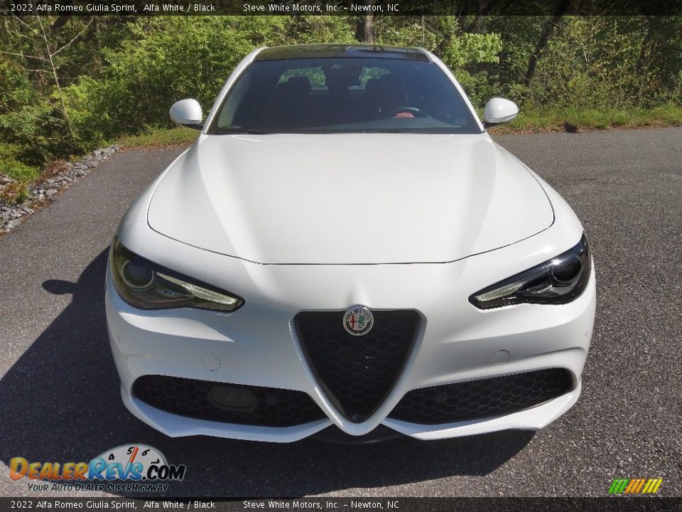 2022 Alfa Romeo Giulia Sprint Alfa White / Black Photo #3