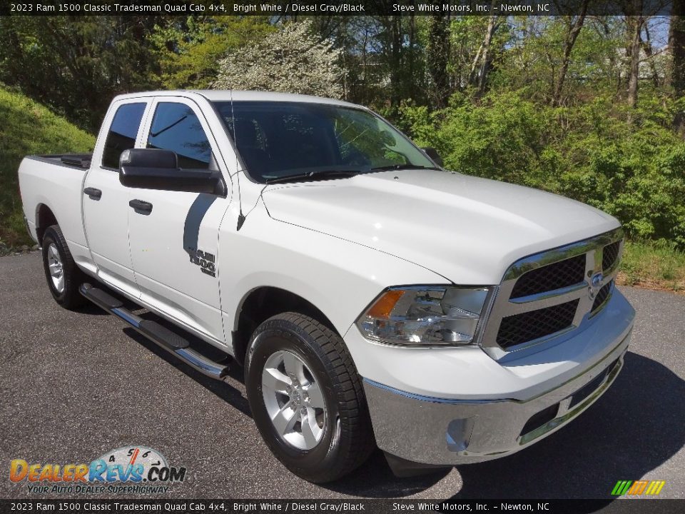 Front 3/4 View of 2023 Ram 1500 Classic Tradesman Quad Cab 4x4 Photo #4