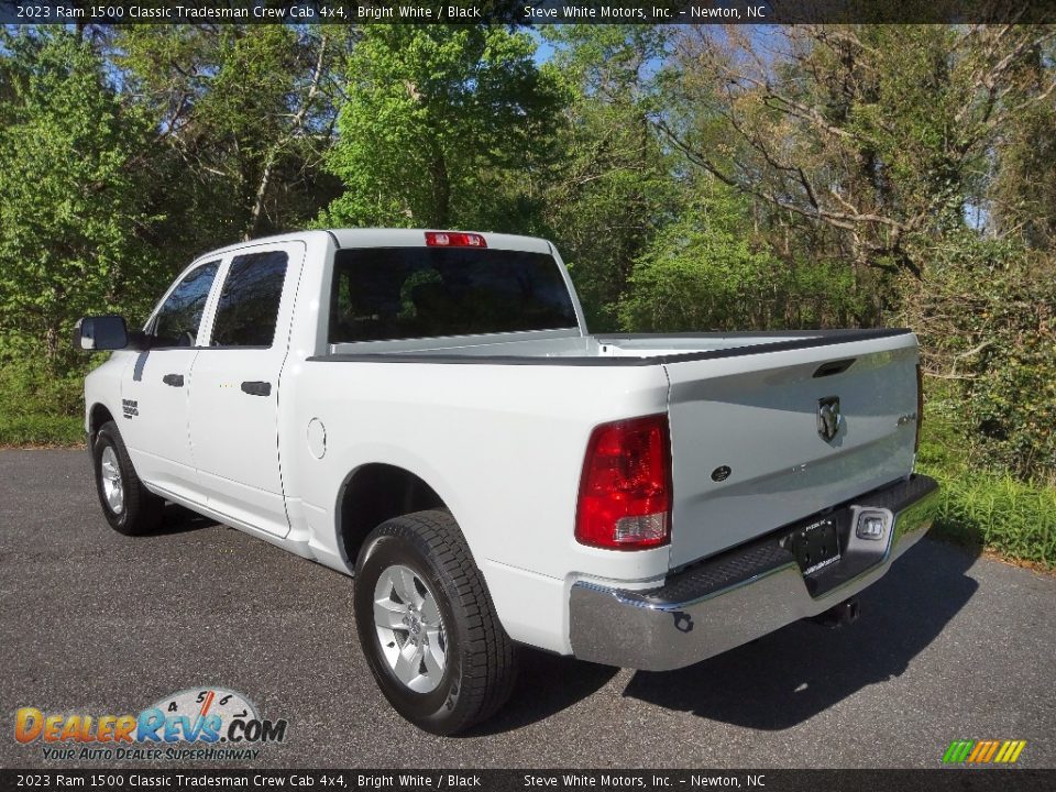 2023 Ram 1500 Classic Tradesman Crew Cab 4x4 Bright White / Black Photo #9