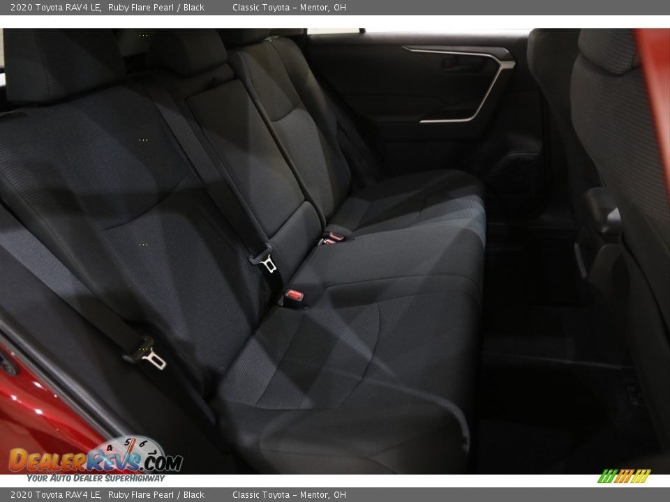 2020 Toyota RAV4 LE Ruby Flare Pearl / Black Photo #15