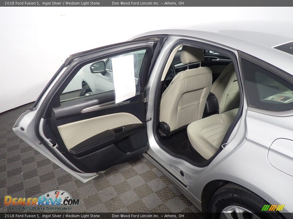 2018 Ford Fusion S Ingot Silver / Medium Light Stone Photo #32